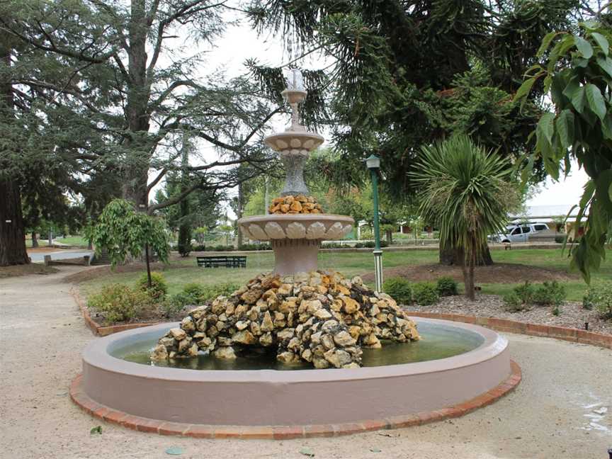 Town Hall Gardens, Beechworth, VIC