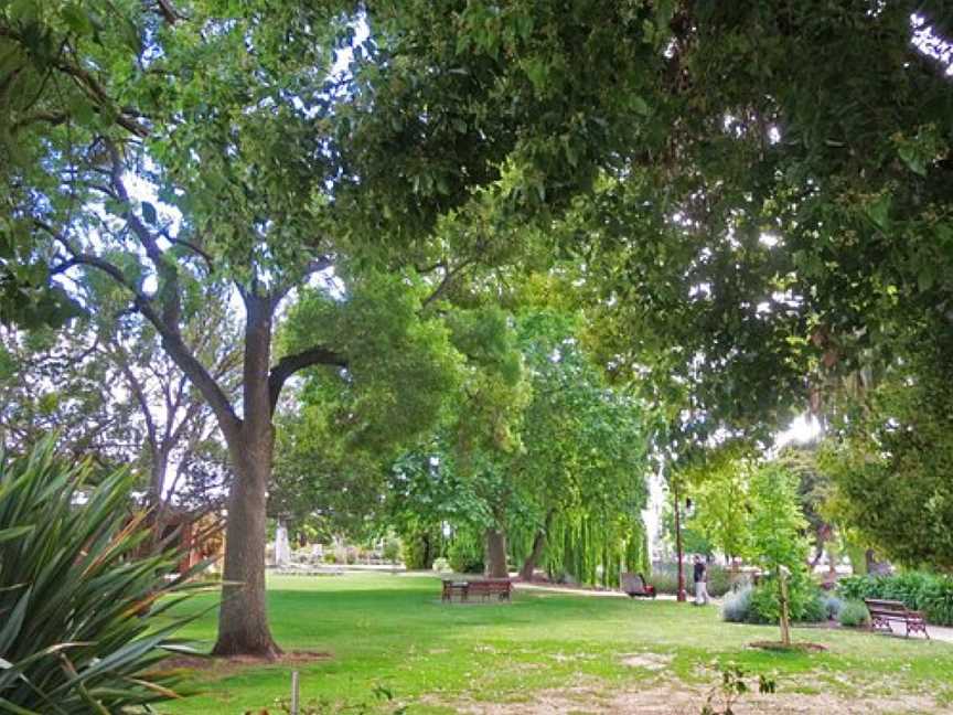 Phillips Gardens, Maryborough, VIC