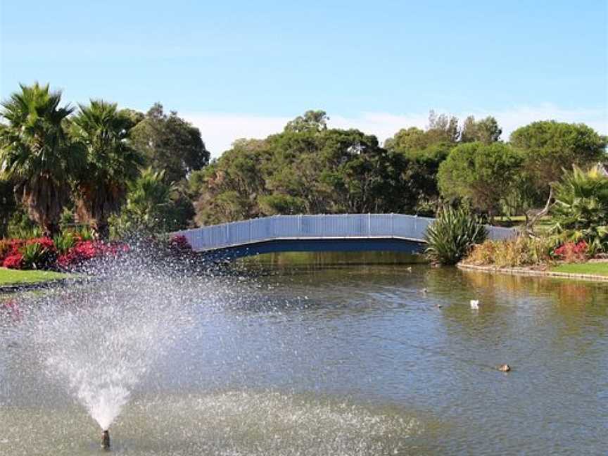 Mentone Racecourse reserve, Mentone, VIC