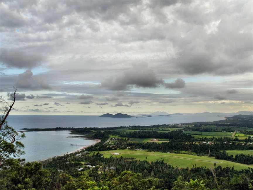 Clump Mountain National Park, Garners Beach, QLD