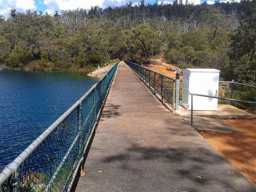 Serpentine Pipehead Dam, Jarrahdale, WA