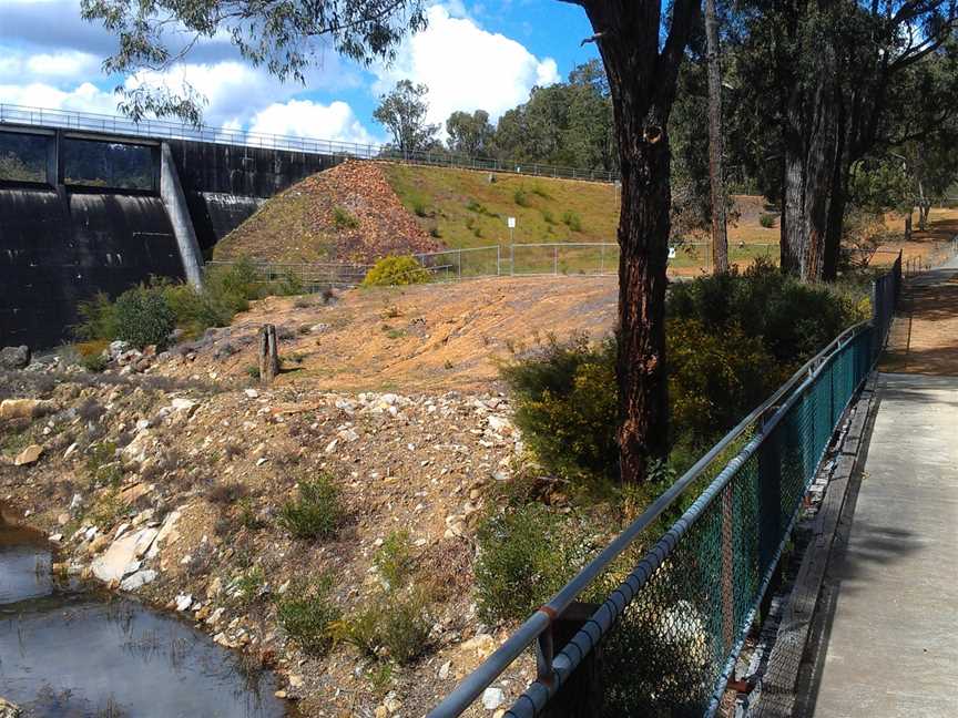 Serpentine Pipehead Dam, Jarrahdale, WA