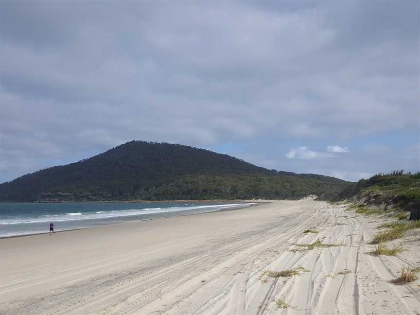 Mount Yacaaba, Hawks Nest, NSW