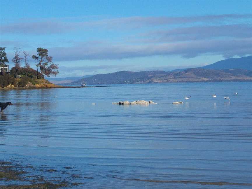 Okines Beach, Dodges Ferry, TAS