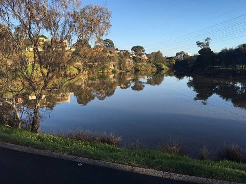 Winifred Crescent Reserve, Toorak, VIC