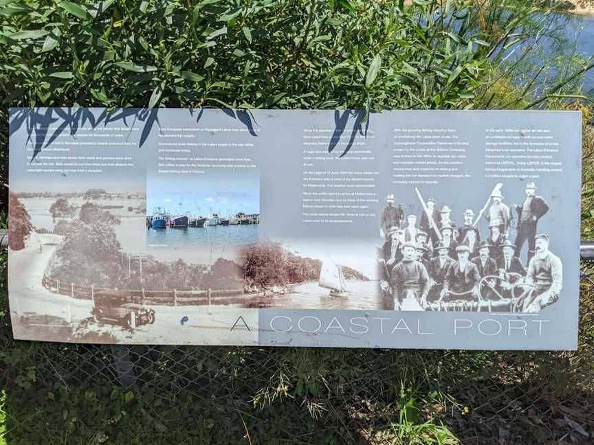 Lakes Entrance Lookout, Kalimna, VIC