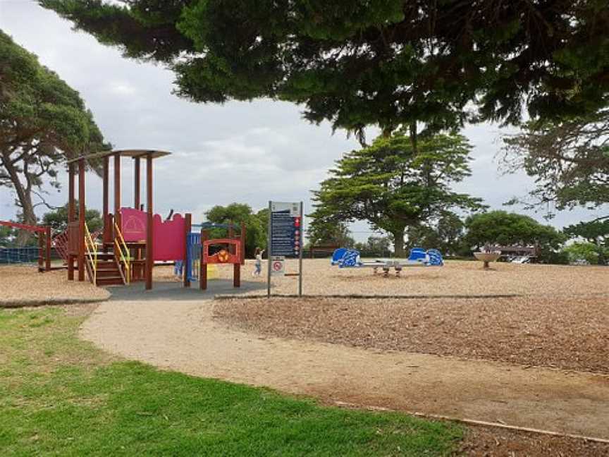 Erehwon Beach, Cowes, VIC