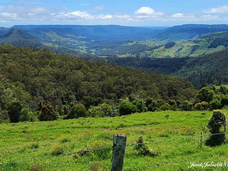 Kamarun Lookout, Cainbable, QLD