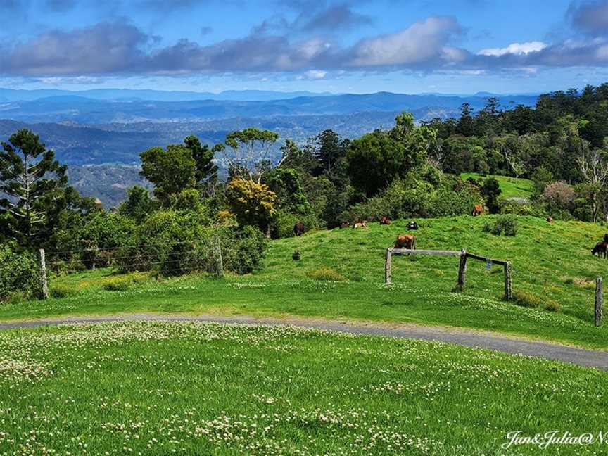 Kamarun Lookout, Cainbable, QLD