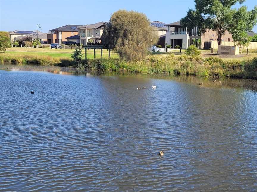 Marriott Waters Reserve, Lyndhurst, VIC