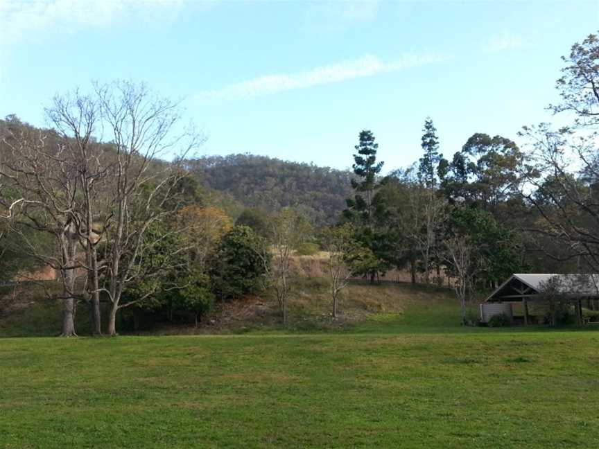 Red Cedar Park, Dundas, QLD