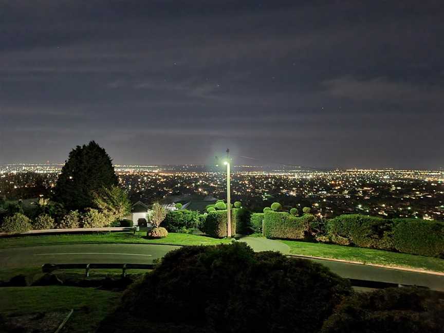 Wandana Heights Lookout, Highton, VIC