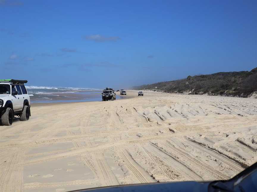 75 Mile Beach, Fraser Island, QLD