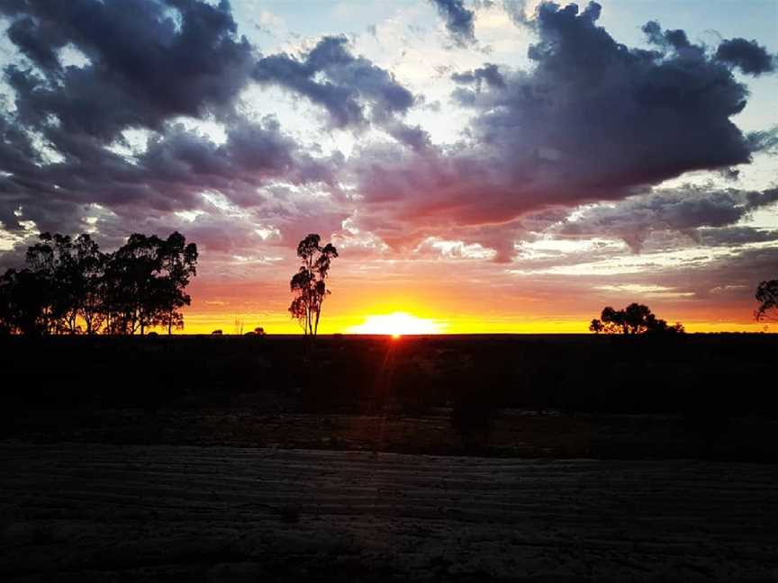 Lake Albacutya, Rainbow, VIC