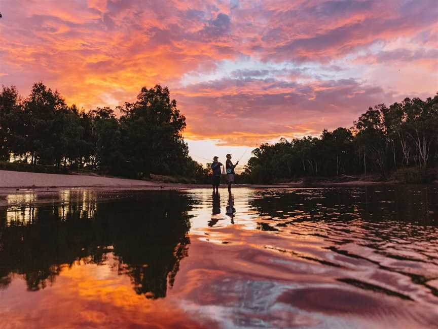 Riverside:  Wagga Beach, Wagga Wagga, NSW