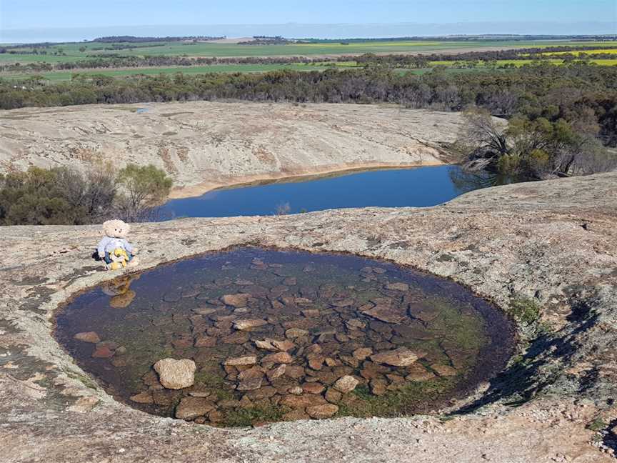 Gorge Rock, Corrigin, WA