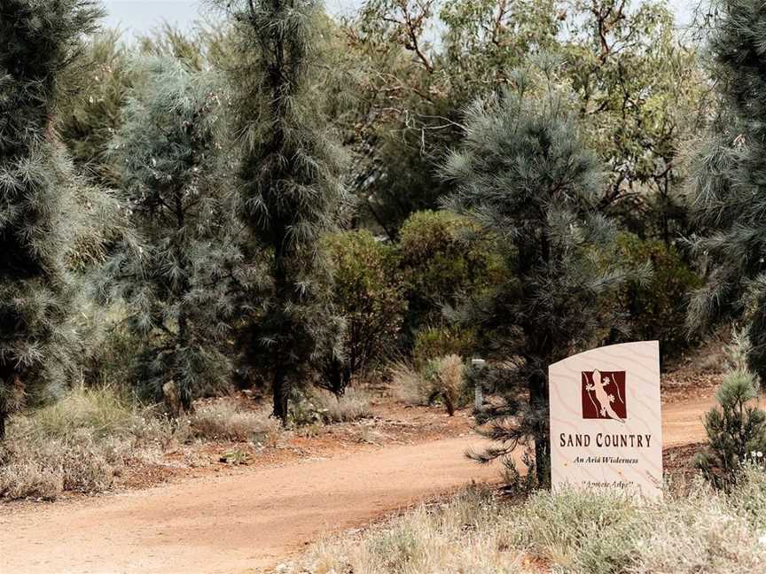 Alice Springs Desert Park, Tourist attractions in Alice Springs