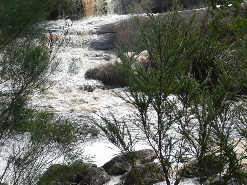 Fernhook Falls  Campground