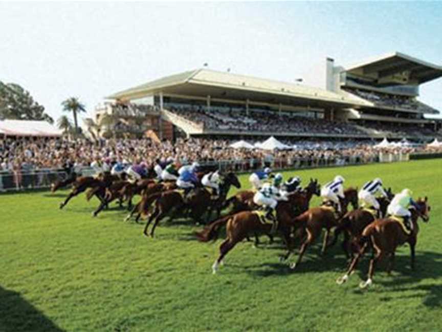 Perth Racing, Social clubs in Ascot