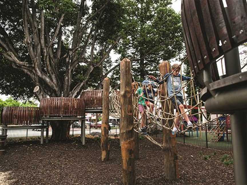 Braithwaite Park Nature Play Area, Commercial designs in Mt Hawthorn