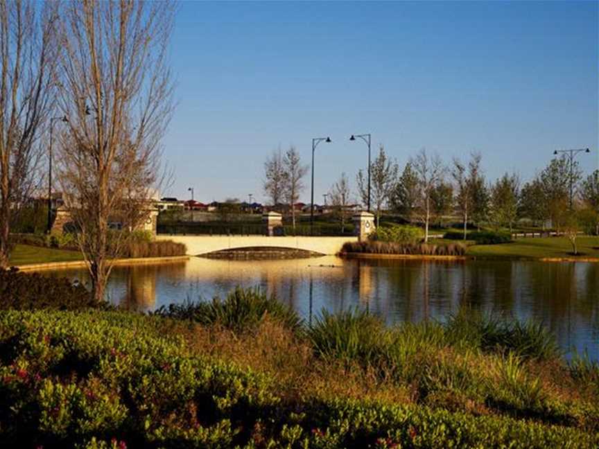 Brookfield Multiplex's Vale Project, Commercial designs in Gnangara