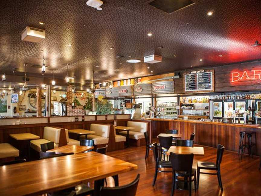 The Wanneroo Tavern, Food & drink in Wanneroo