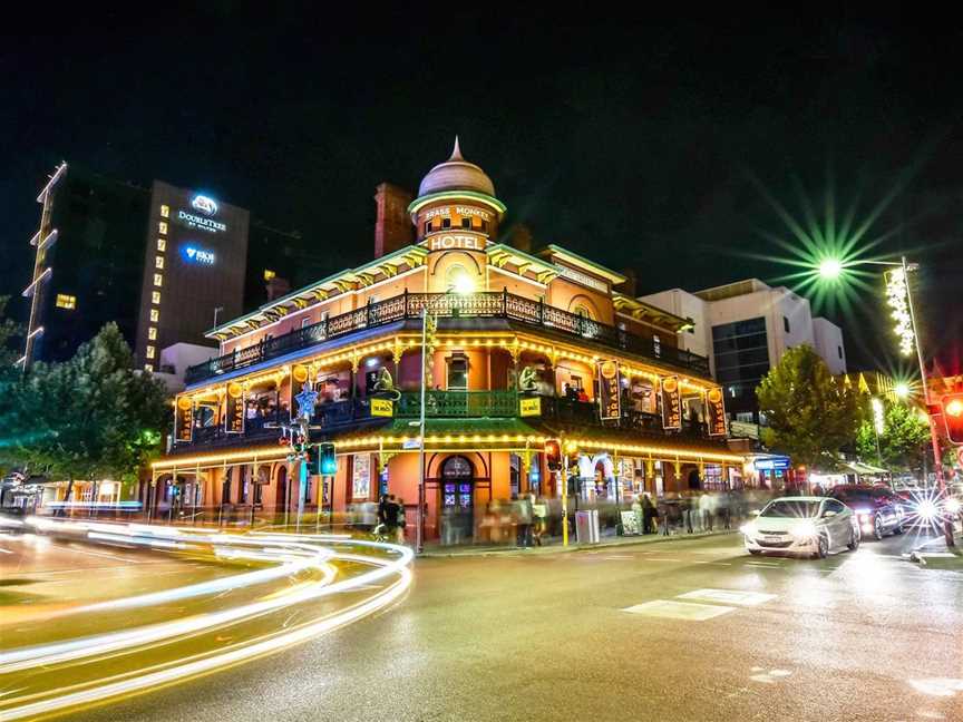 Brass Monkey Hotel, Food & drink in Northbridge