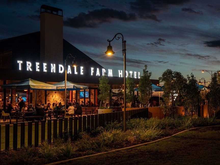 Treendale Farm Hotel, Food & drink in Australind