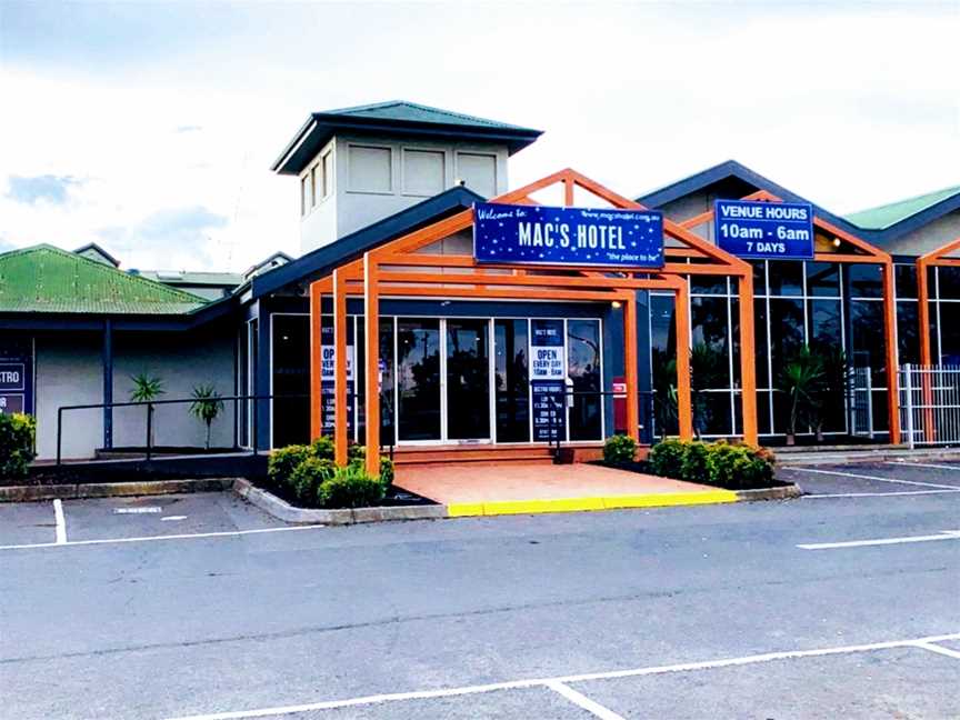 Mac's Hotel, Melton, VIC