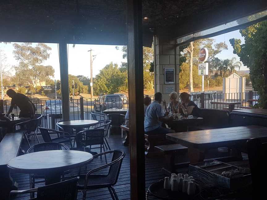 Birallee Tavern, West Wodonga, VIC