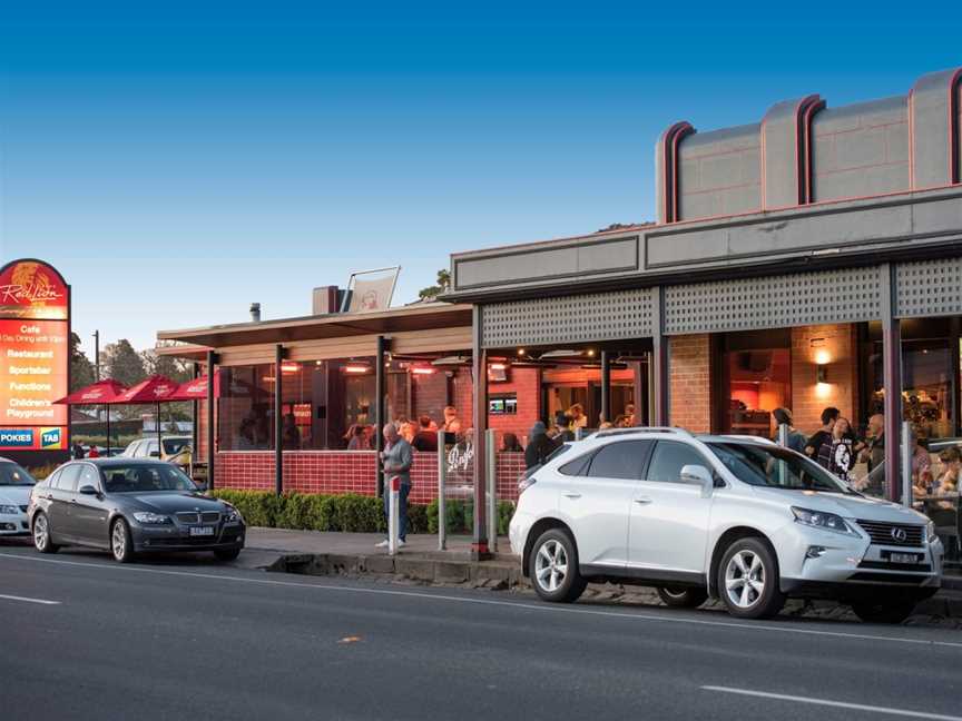 The Red Lion Ballarat, Golden Point, VIC