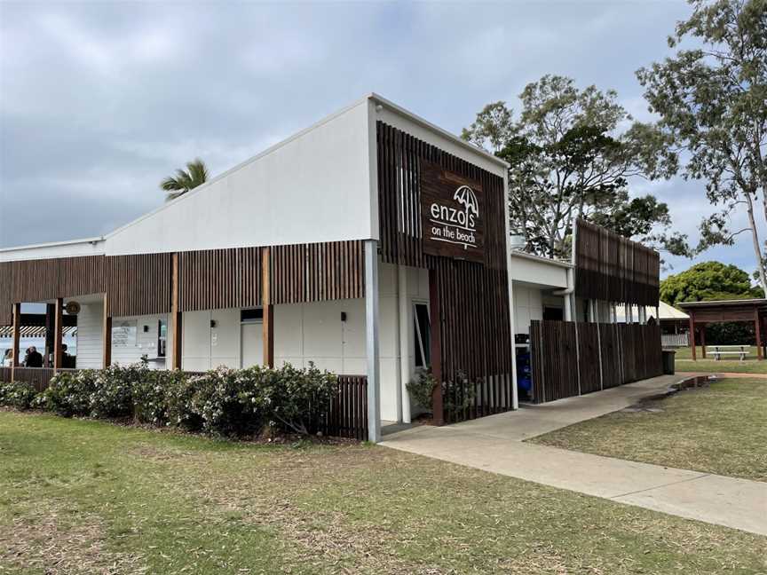 Enzo's on the Beach, Scarness, QLD