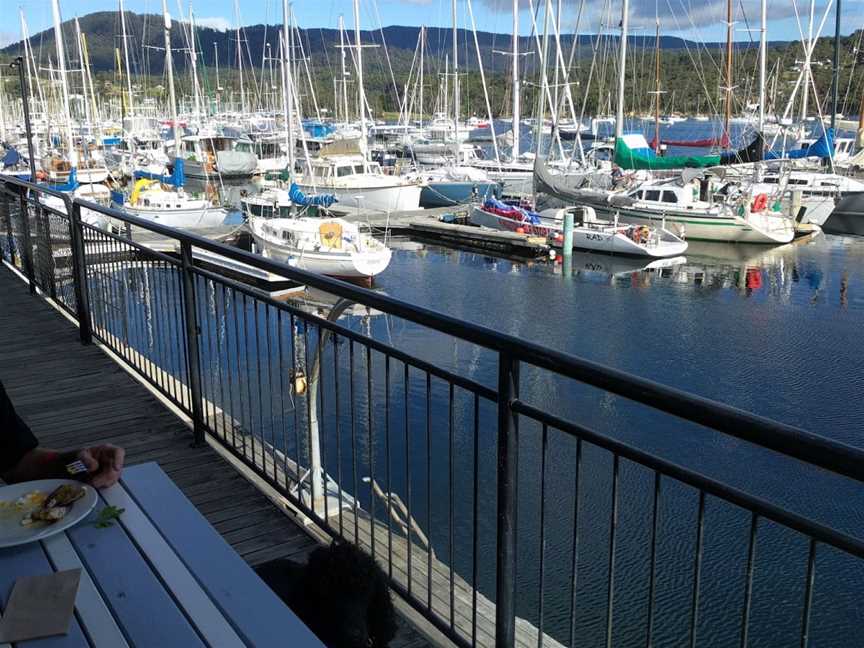 Bruny Island Wild - Cafe Venue, Dennes Point, TAS