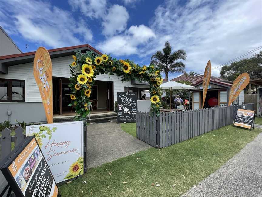 Manna Haven Cafe Restaurant, Byron Bay, NSW