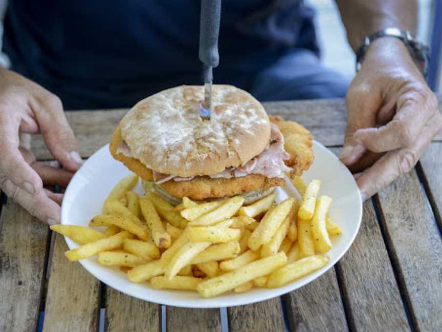 Pelican Shores Café and Marina, Sussex Inlet, NSW