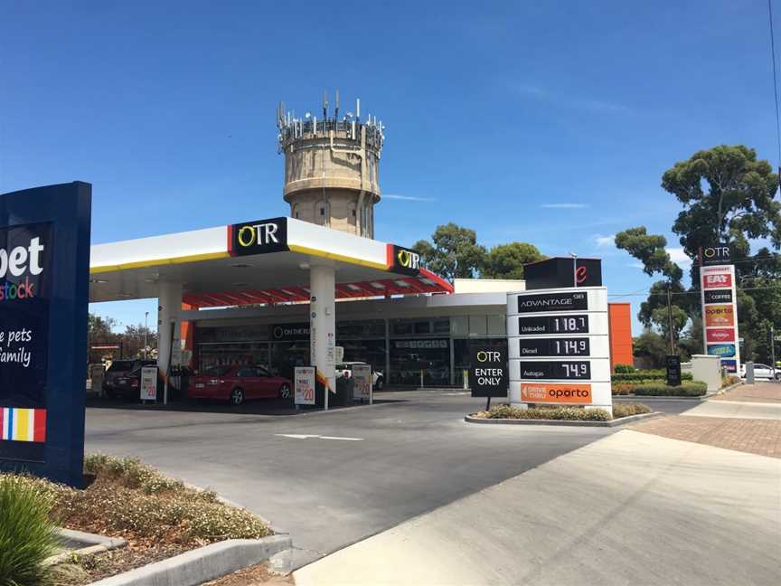 Oporto Glenside Drive Thru, Glenside, SA