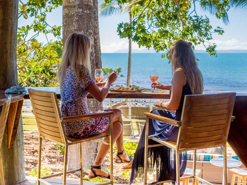 Northerlies Beach Bar & Grill - Airlie Beach, Woodwark, QLD