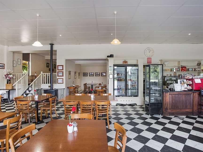 Cafe Catalpa, Tarrington, VIC