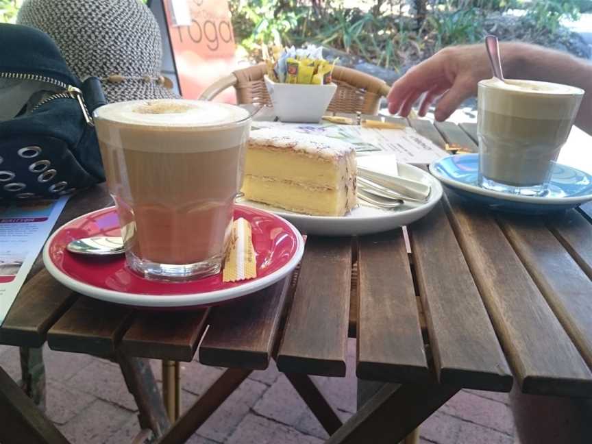 Whileaway Bookshop and Cafe, Port Douglas, QLD