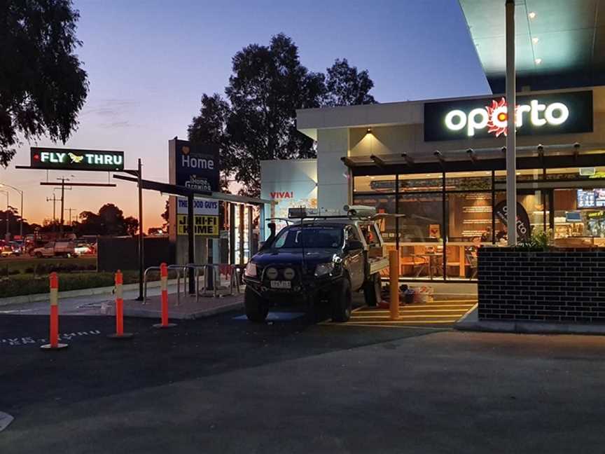 Oporto Cranbourne North Drive Thru, Cranbourne, VIC