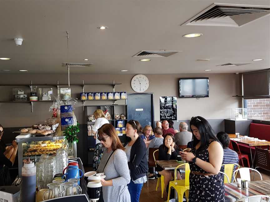 Frank's Cakes, Ferntree Gully, VIC