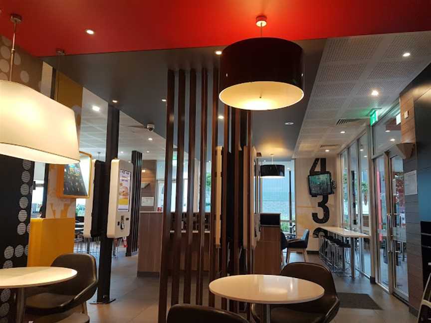 McDonald's Tingalpa, Tingalpa, QLD