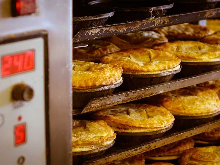 Gisler's Roadside Pie Cafe, Burbank, QLD