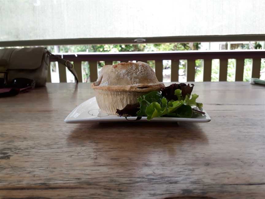 Quincan Cottage Café, Yungaburra, QLD