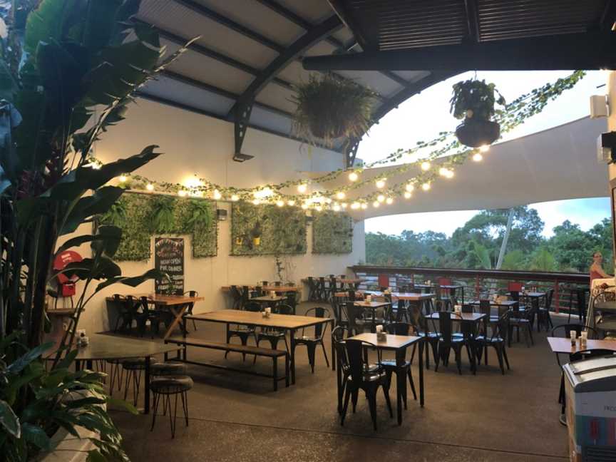 Birds & Bees Café / Bar, Everton Hills, QLD