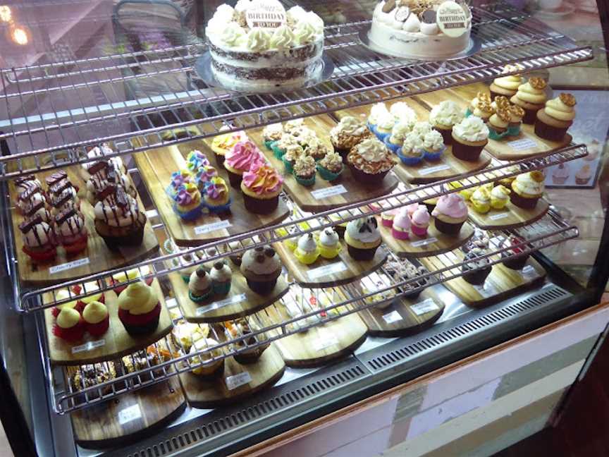 Cocoa Spice Cakery, Caloundra, QLD