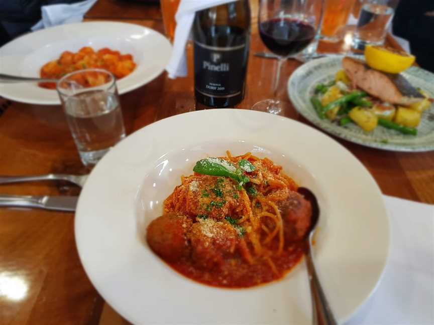 Pinelli Estate Restaurant, Caversham, WA