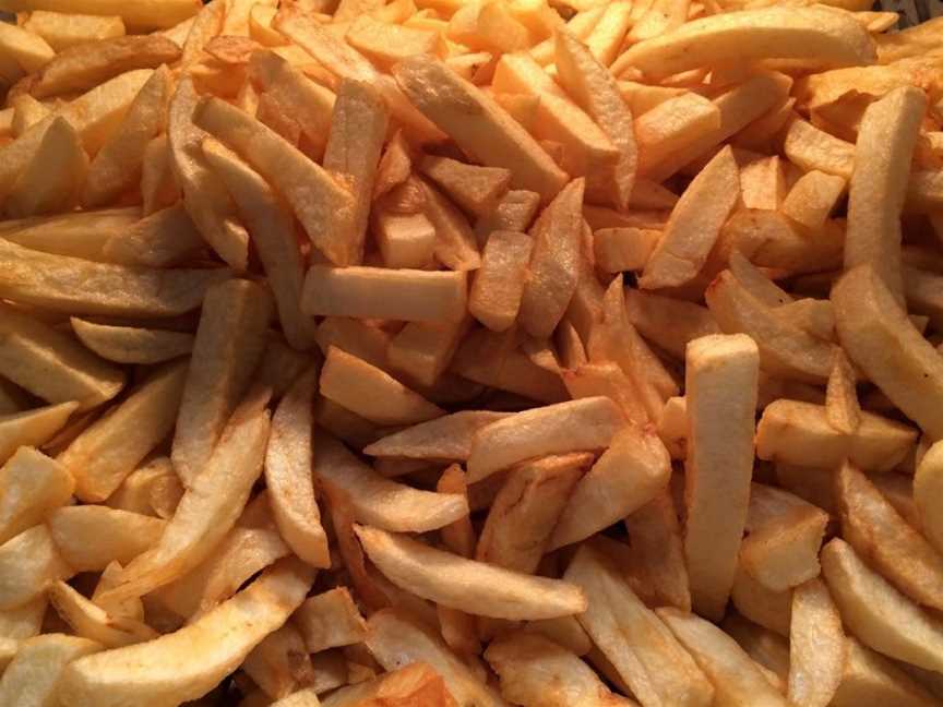 Chumley Warner's Traditional British Fish & Chips, Birkdale, QLD