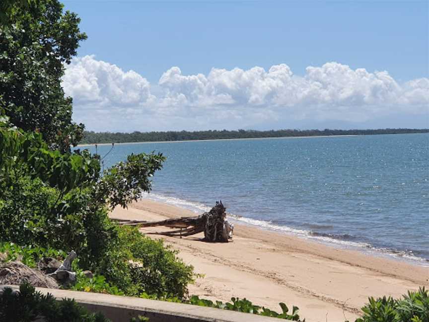 Vivia Cafe, Cardwell, QLD