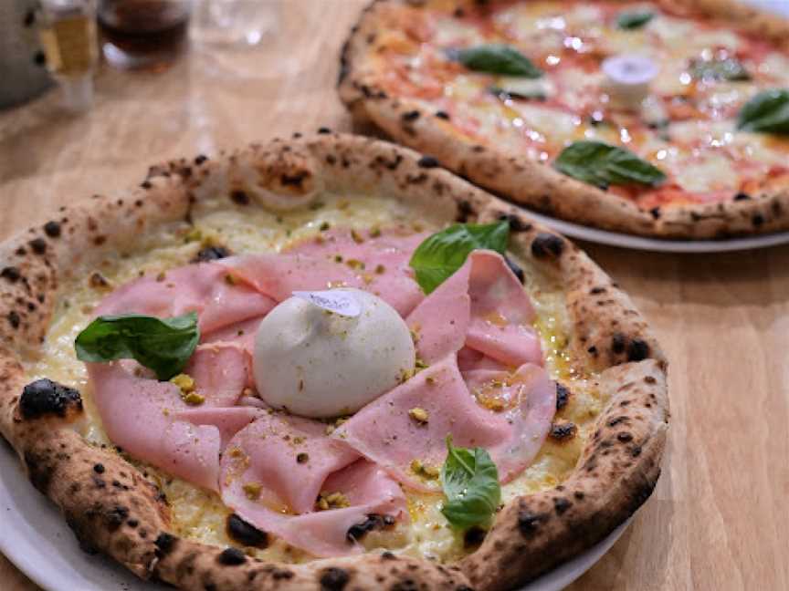 Maestro Sourdough Pizza, North Beach, WA